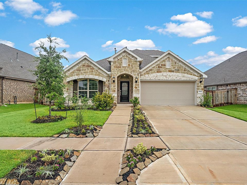 1st image of 8931 Stanley Oak Dr