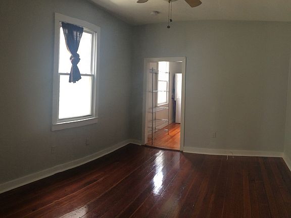 4th image of 2919 Annunciation St #2919