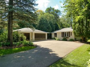 4860 Highcrest Dr, Excelsior, MN 55331