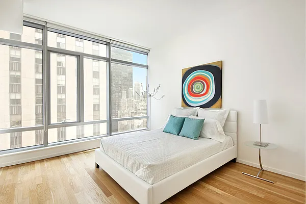 Sold by Stribling | media 3