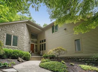 388 Lily Pond Ct, Gahanna, OH 43230