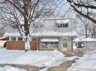 7951 S Kolmar Ave, Chicago, IL