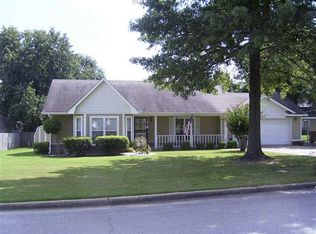 405 Hunters Ridge Dr, Jonesboro, AR 72404