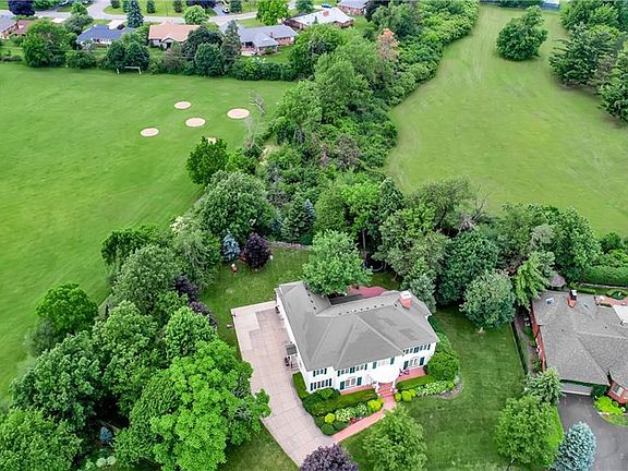 5th image of 88 Turnberry Dr