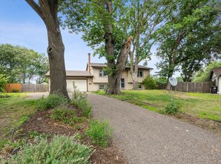 399 106th Ave NW, Coon Rapids, MN 55448