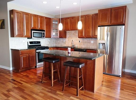 2nd image of 350 N Main St Unit 612