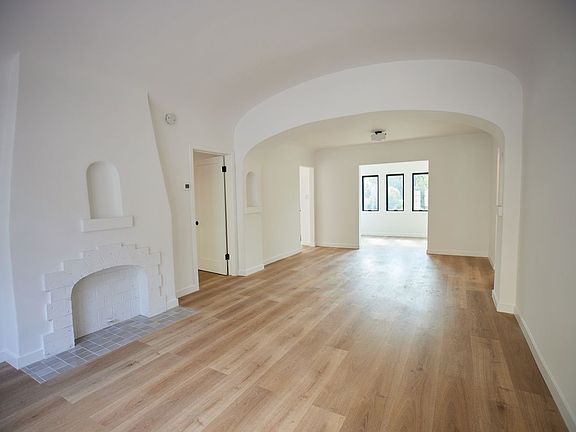 2nd image of 1544 Westerly Ter