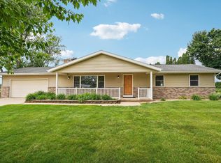 6107 Imperial Dr, Waunakee, WI 53597