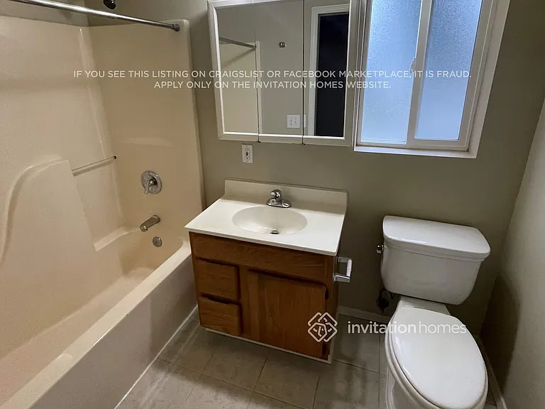 1425 63rd St SE — Photo 16