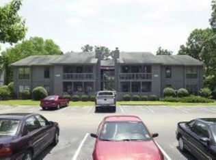 1862 Tryon Dr UNIT 8, Fayetteville, NC 28303