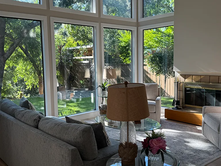 1751 Silverado Trl — Photo 2