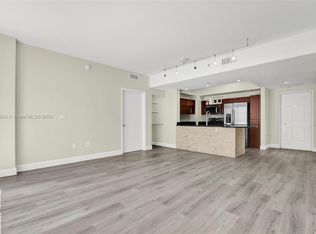 7280 SW 89th St #D307, Miami, FL 33156