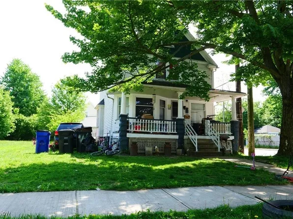 2233 W 101st St, Cleveland, OH 44102