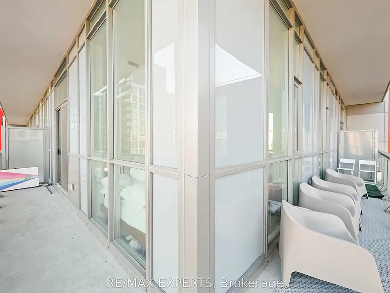 120 Parliament St #902 — Photo 21