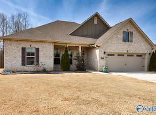 5000 Grayson Island Rd SE, Owens Cross Roads, AL 35763