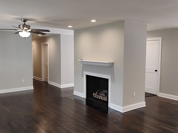 Gas FP with marble Hearth