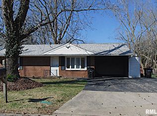 206 S Travelstead Ln, Carbondale, IL 62901