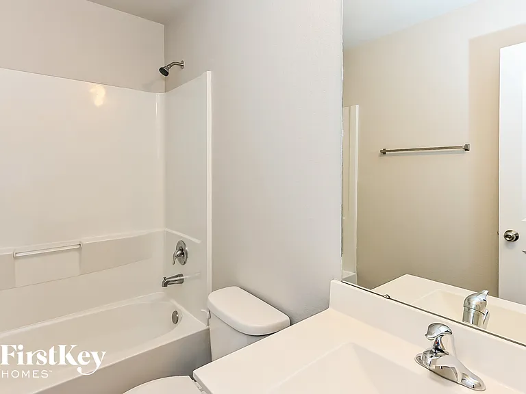 14005 Lake Crescent Dr — Photo 14