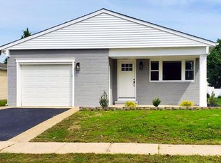 14 Banning Ct, Toms River, NJ 08757