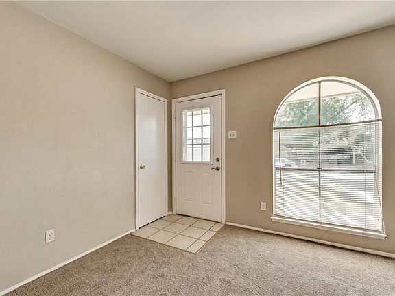3rd image of 4038 Salem Dr