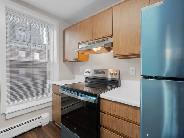 164-178 High Street, 164-178 High St #310, Holyoke, MA 01040