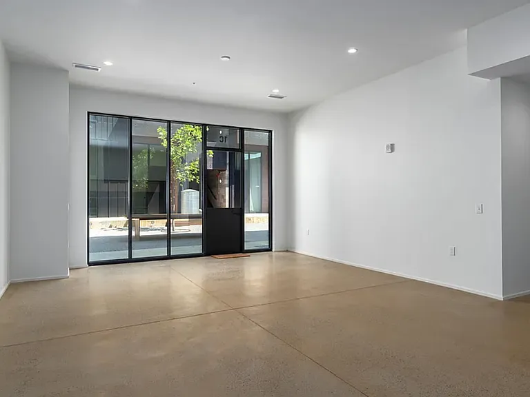 2323 2nd Ave S #1C — Photo 7