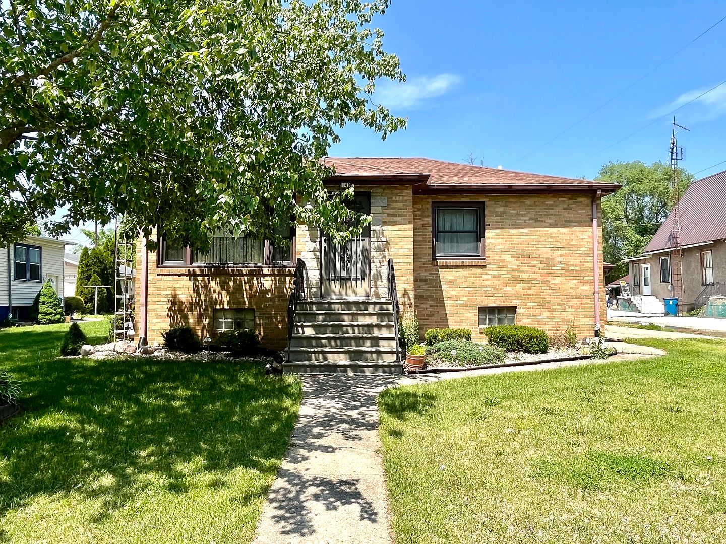 148 E 3rd St, Depue, IL 61322 Zillow