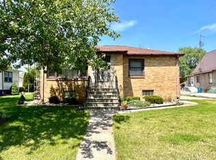 148 E 3rd St, Depue, IL 61322