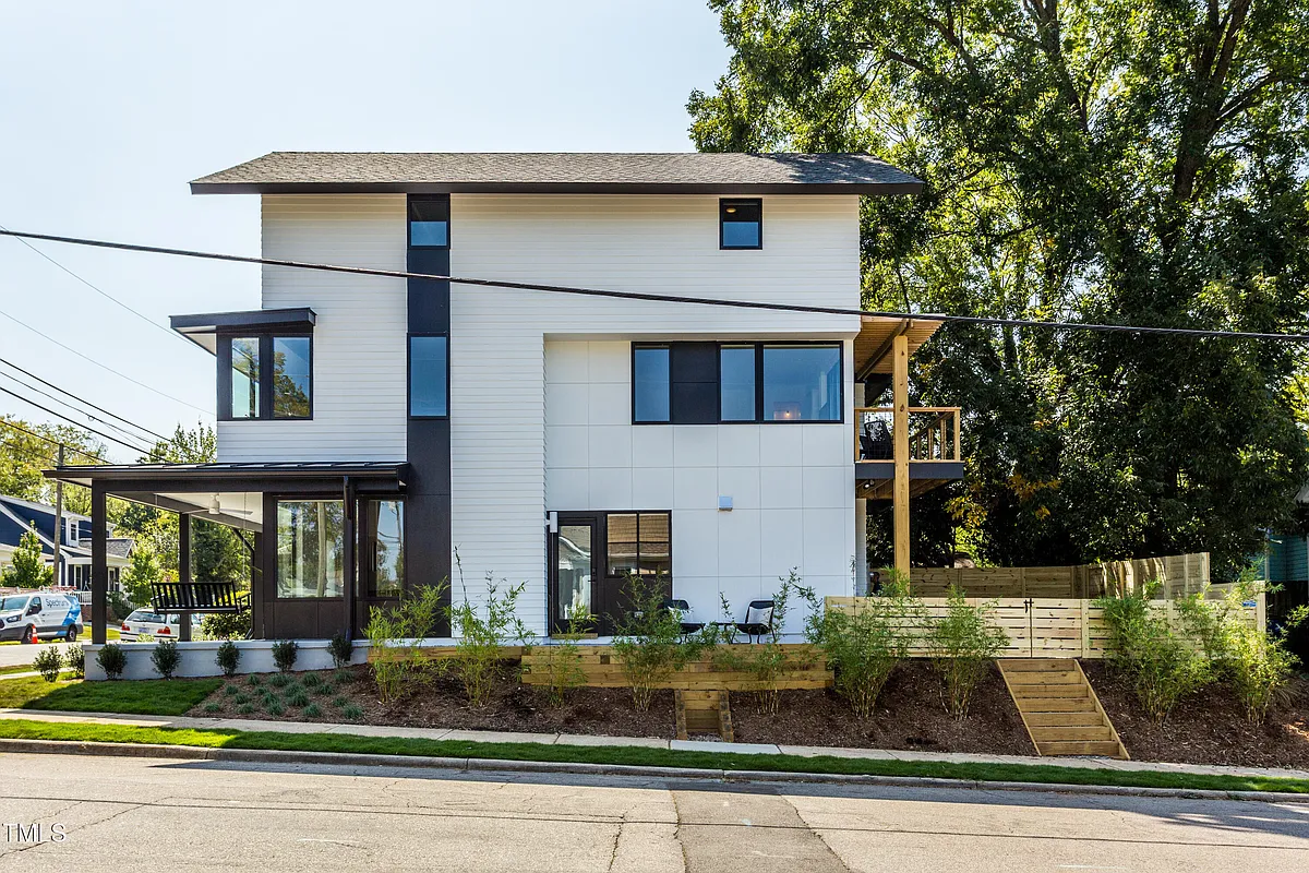 Building Photo - 123 Idlewild Ave #202