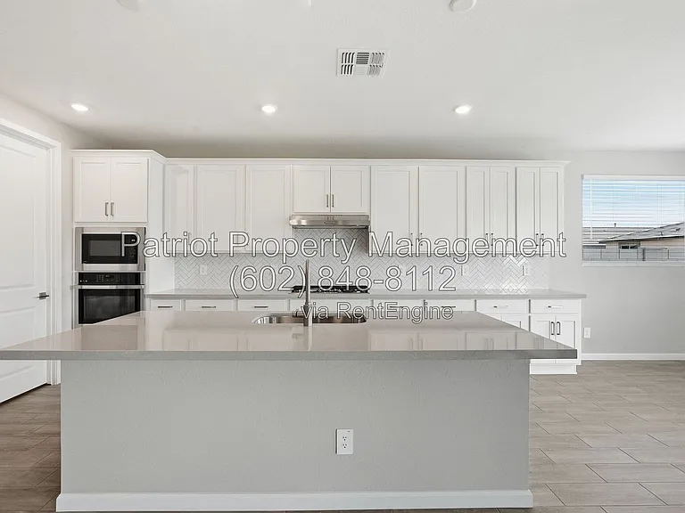 5635 W Hayduk Rd — Photo 9
