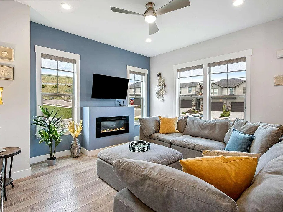 1117 W Wasatch Spring Rd