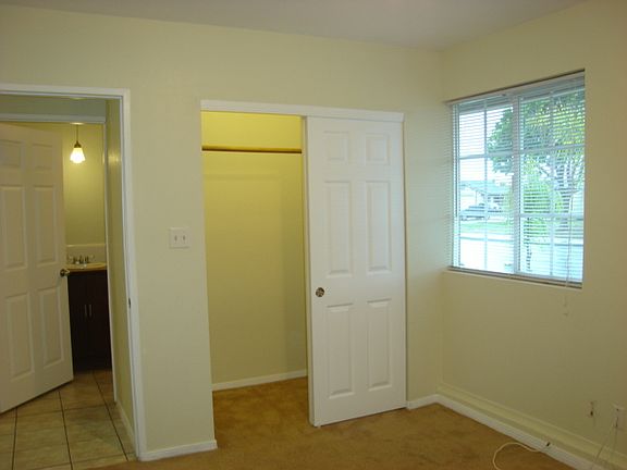 Studio Bedroom