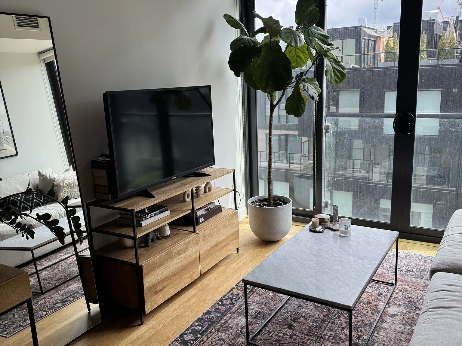 1 bed, $2,300 — Photo 4