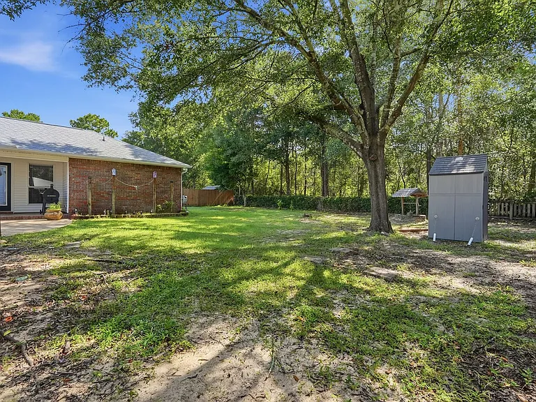 1651 Northridge Rd — Photo 48