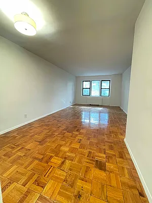 Rented by Addison Property Group | media 3