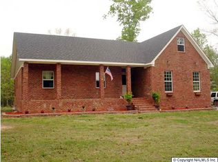 208 Hughes Cir, Laceys Spring, AL 35754
