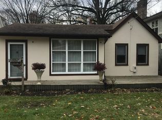 723 Cherry Ave, Lake Forest, IL 60045