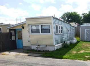 10 Springfield St, Agawam, MA 01001