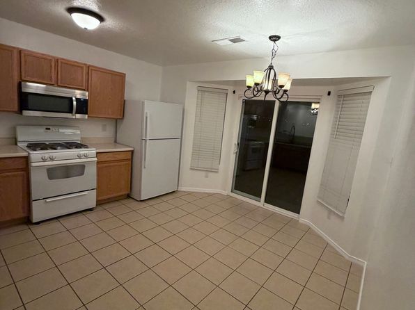 2149 Sagecrest Loop NE