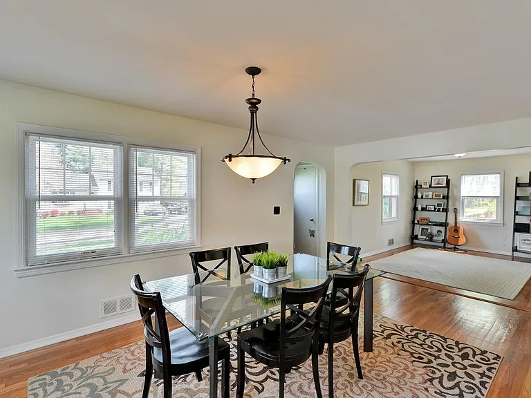 20 Pershing Pl — Photo 9