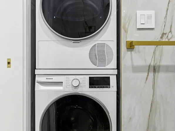 472 Bergen Street image 8 of 8