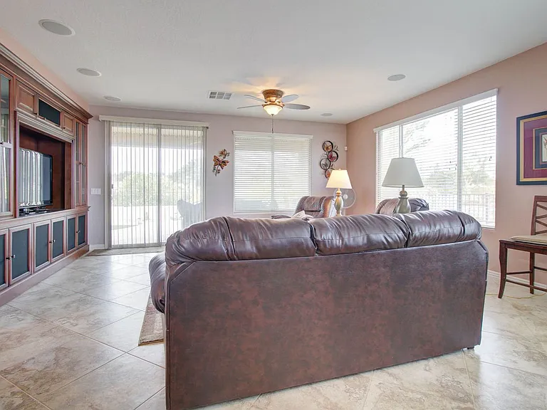 22896 W Arrow Dr — Photo 21