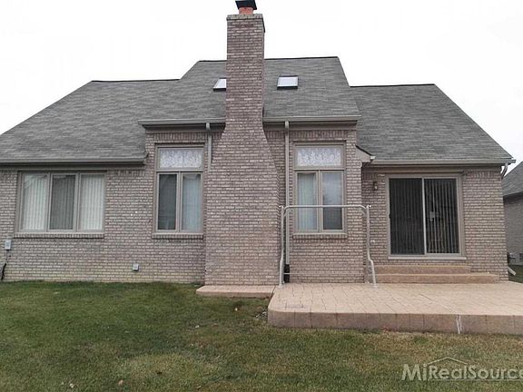 3rd image of 20270 Nicol Creek Dr