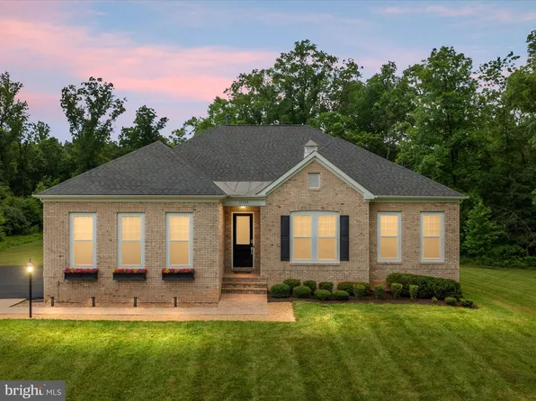 15389 Bull Run Estates Dr, Haymarket, VA 20169