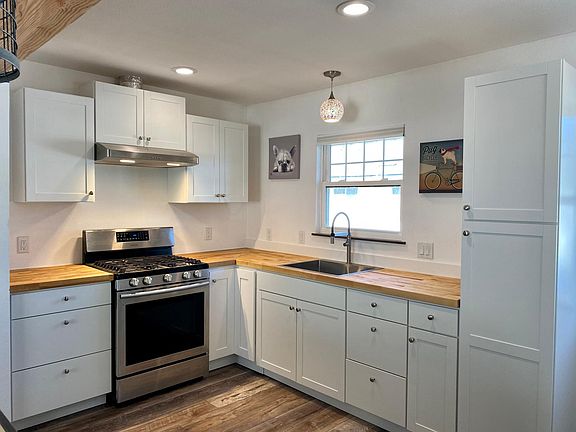 Kitchen fully stocked