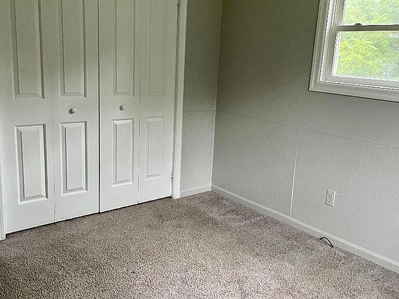 5th image of 4136 Joan Dr