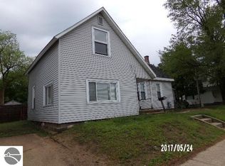 807 Farrar St, Cadillac, MI 49601