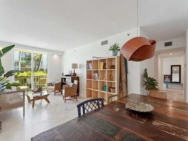 8888 Collins Ave #115 — Photo 9