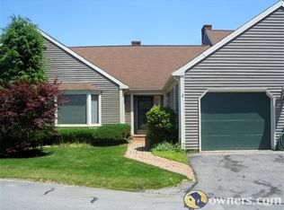 3 Foreside Cmn, Falmouth, ME 04105