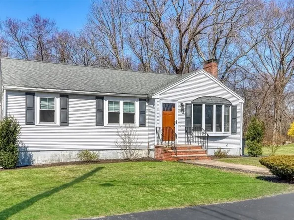 27 Duren Ave, Woburn, MA 01801